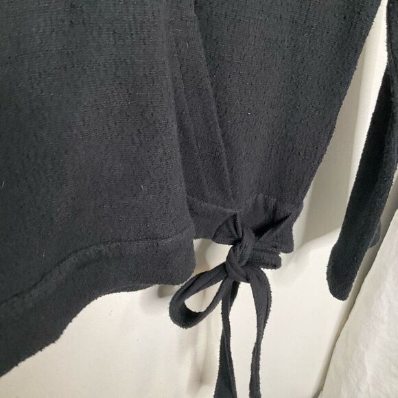 Madewell Texture & Thread Wrap Top - Picture 6 of 6